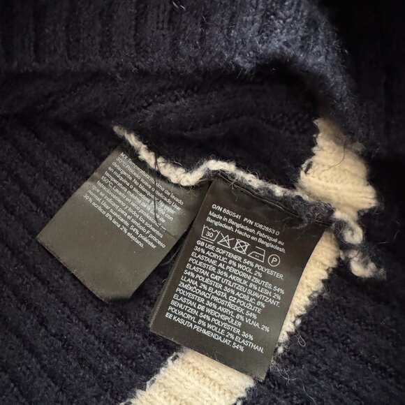 H&M Classic Navy & Cream Striped Knit Sweater - Picture 8 of 8